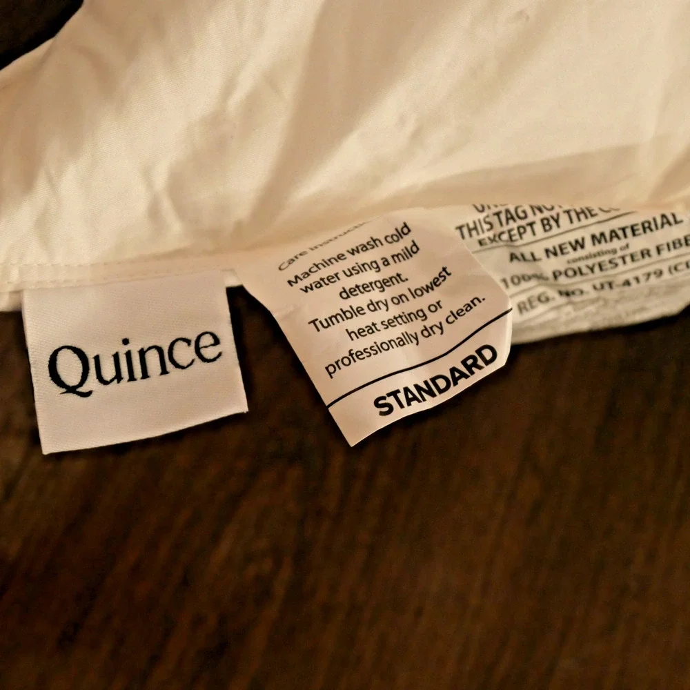 NEW Quince Home Premium Down Alternative Pillow White Standard Medium Firm